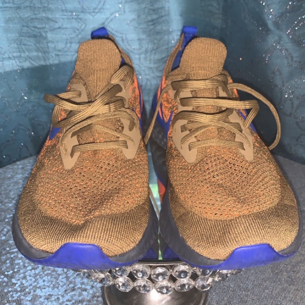 Nike sneakers never worn